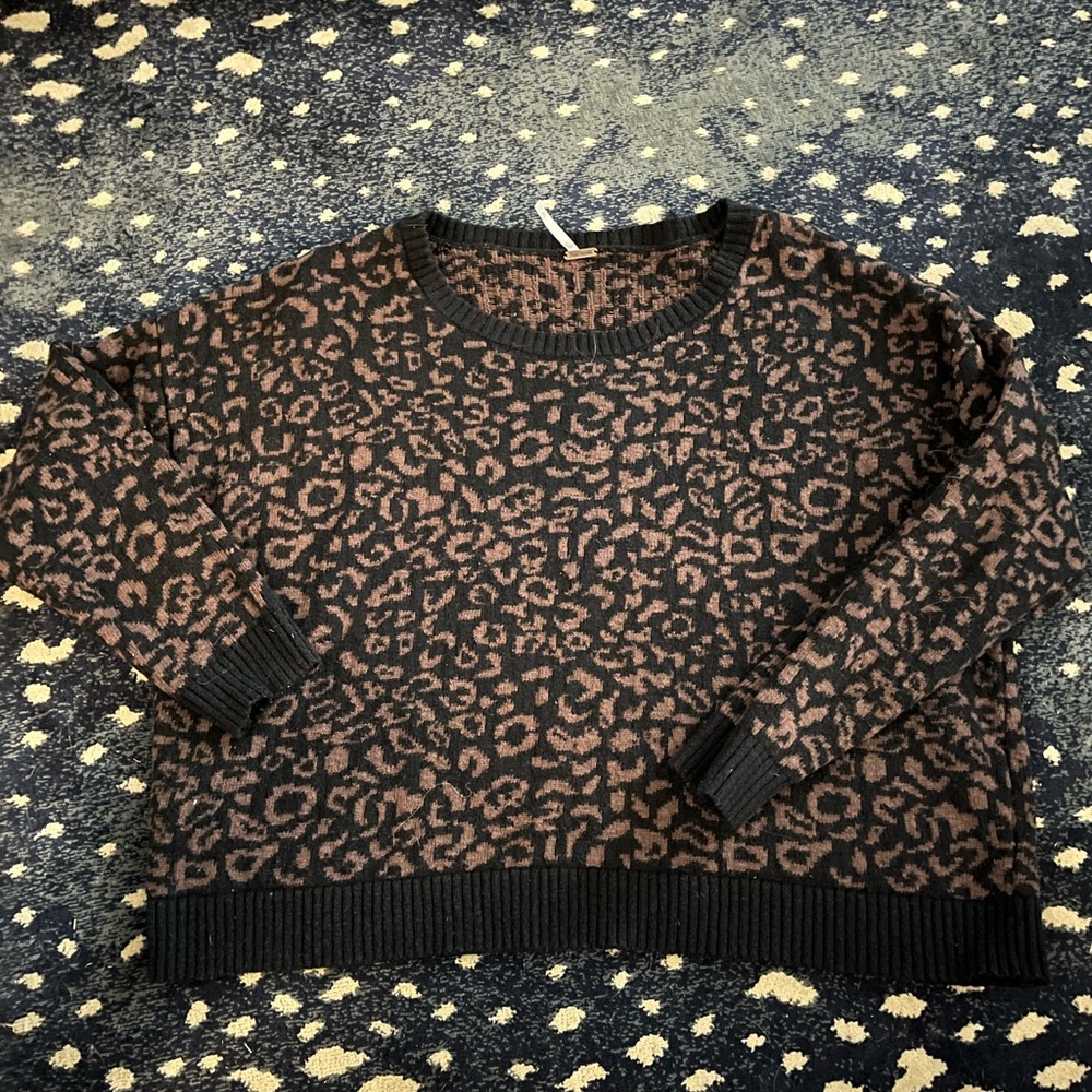 Free People Black and Tan Leopard Sweater Size M